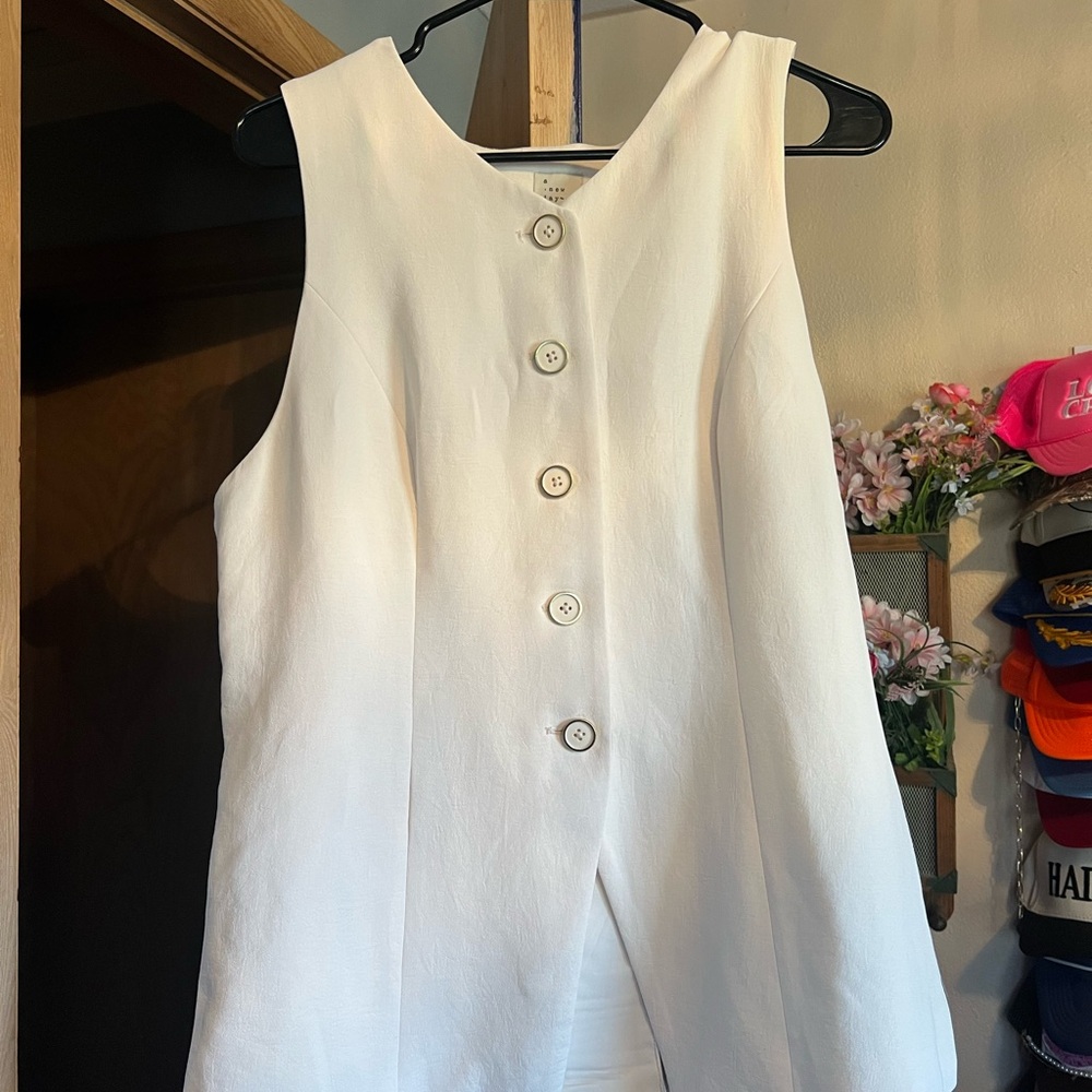 A New Day Ivory Button-Front Blouse